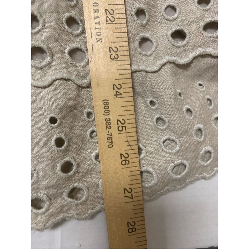 Ladies Eyelet Patterned Dress - Picture 9 of 10